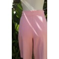 Vintage 1980s High Waist Bermuda Summer Shorts size 10 in Salmon Pink