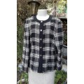 Gorgeous Vintage Woolworths Black And White Wool Blazer Jacket Size 12 to 14