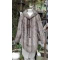 Vintage 1970s Finest Quality Genuine Grey Silver Fox Fur Coat Size 14