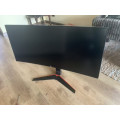 LG 34in ultrawide curved 144hz 2560 by 1080 IPS widescreen gaming monitor