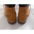 TIMBERLAND 8 1/2 IN CLASSIC LACE UP BOOTS MENS SA SIZE 8.5 - SECOND HAND - GOOD CONDITION