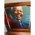MANDELA 2000 "SMILEY" R 5,00 - PROOF U/C COIN - ENCAPSULATED LIMITED EDITION - IN ROSEWOOD BOX