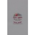 Royal  Albert   -   Moss  Rose   -   Platter