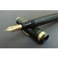 *CRAZY R1 START* 1940's PARKER Vacumatic fountain pen with 14ct nib