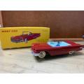 DINKY TOYS Cabriolet Ford `Thunderbird`-China