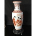 Beautiful Qianlong Chinese Antique "Season ladies Poems of China" Large Porcelain Vase, In Spring.