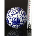 set of 2 Beautiful Blue & White Ming Style Chinese Hand Painted Porcelain Large Balls