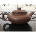Collectible Chinese "Gu Jing Zhou Zi" Marked Yixing Zisha Clay Traditional Quality Tea Pot.