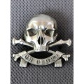 COLLECTIBLE WWII 17th / 21st LANCERS ORIGINAL DEATH OR GLORY BRITISH ARMY CAP BADGE - RARE ITEM
