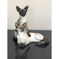 Country Artists Collectable Cat Figurines Siamese Pair Signed and Dated 2004 No: 03527