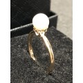 WHAT A BEAUTY !!!! STUNNING 14ct YELLOW GOLD FRESH WATER PEARL RING - 2.43g - SIZE L 1/4