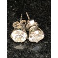 PAIR OF 925 SILVER AND CZ EARRINGS FOR PIERCED EARS - 1.85g