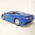 Maisto 1992 Bugatti 11GB model car - scale 1/18