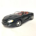 Maisto Mustang Mach III model car - scale 1/18 - missing mirror