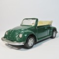 Maisto Volkswagen 1303 Beetle Cabriolet model car - Scale 1/36