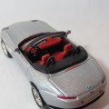 NewRay BMW Z8 model car - Scale 1/43