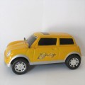 Mini friction car - All plastic about 1:32 scale