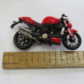 Maisto Ducati Streetfighter model motorcycle - Scale 1/18