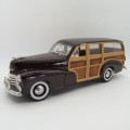 Maisto 1948 Chevy Fleetmaster Woody model car - Scale 1/18