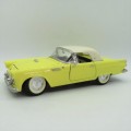 Road Legends 1955 Ford Thunderbird model car - Scale 1/18