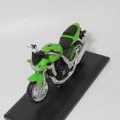 Maisto Kawasaki Z1000 die-cast motorcycle - Scale 1/18 in box