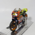 Saico 2003 Honda RCV211 Repsol MotoGP die-cast motorcycle - #46 Valentino Rossi - Scale 1/18 in box