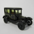 ERTL 1923 Ford Fordor Sedan die-cast model car