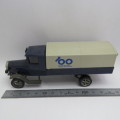 Cursor Modell 474 5K3/1923 plastic truck - Missing wheel and grille