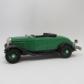 Eligor 1932 Ford die-cast model car - Top missing - Scale 1/43