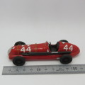 Brumm 1938 Maserati F1 8C racing model car - Scale