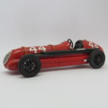 Brumm 1938 Maserati F1 8C racing model car - Scale