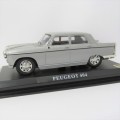 DelPrado 1964 Peugeot 404 die-cast model car - Scale 1/43 - No mirror and bumper