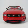 AutoArt Ford Mustang GT Convertible model car with certificate - scale 1/18