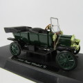 New Ray Classic Collection 1910 Ford Model T model car in original box - scale 1/32