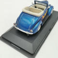 Road Signature 1932 Ford 3-window coupe die-cast model car - Scale 1/43