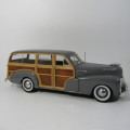 Maisto 1948 Woody Chevy Fleetmaster die-cast model car - scale 1/18