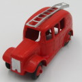 Meccano Dinky Toys Streamlined die-cast Fire Engine model car