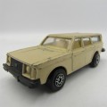 Corgi Juniors Volvo 245 DL die-cast toy car with opening rear