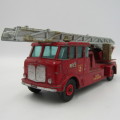 Matchbox King Size No. 15 Merryweather Fire Engine die-cast toy truck
