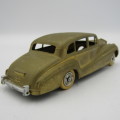 Meccano Ltd Dinky Toys Rolls-Royce silver wraith toy car - repainted