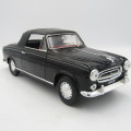 Welly 1957 Peugeot 40 S die-cast model car - scale 1/18