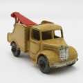 Matchbox Moko Lesney #13 wreck truck die-cast toy car