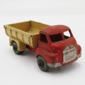Matchbox Moko Lesney #40 Bedford 7 ton tipper truck die-cast toy car