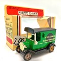 Lledo Days Gone Ford model T van Daily Express Sunday express in box