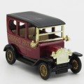Lledo 1920 Ford Model T Grand Hotel delivery van in box