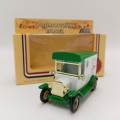 Lledo Ford Model T conestoga country club delivery van in box