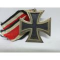 WWII 1939 Iron Cross 2nd Class, Maker Marked Ring 128