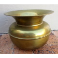 Vintage Brass Round Flower Pot. Marked Lombard Made in England 20cm high.