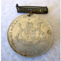 1947 Royal Visit South Africa medallion Tin, with oridinal Bar Pin.