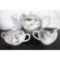 Sabichi Porcelain Teapot Set. Classy. Spotless.